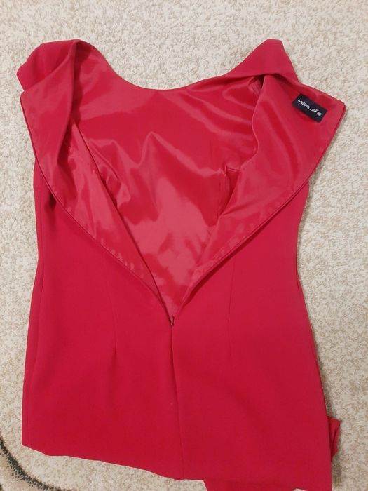 Продам нарядные платья 44-46