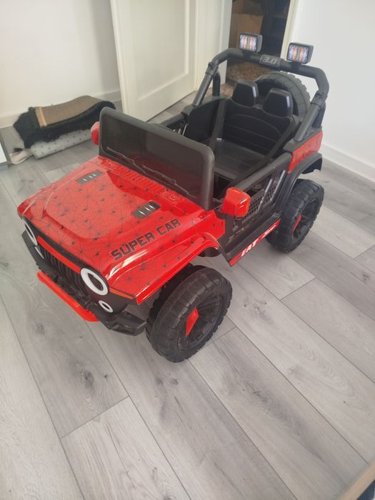 Акумулаторен джип