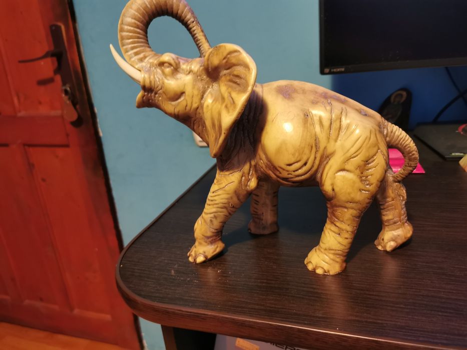 Statueta(sculptura)  decorativa elefant