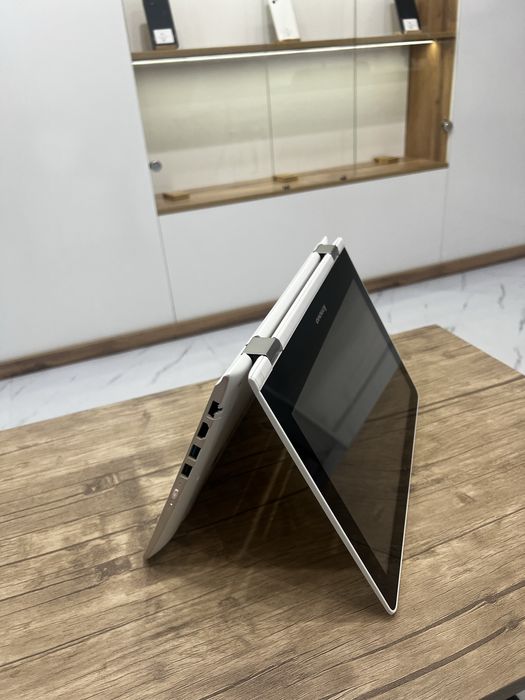 Ноутбук трансформер Lenovo Yoga 300