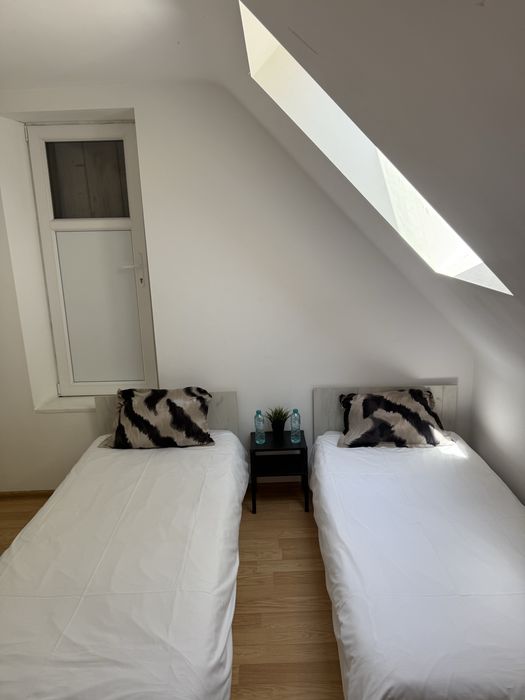 Cazare muncitori Brasov - parcare privata , 50 lei