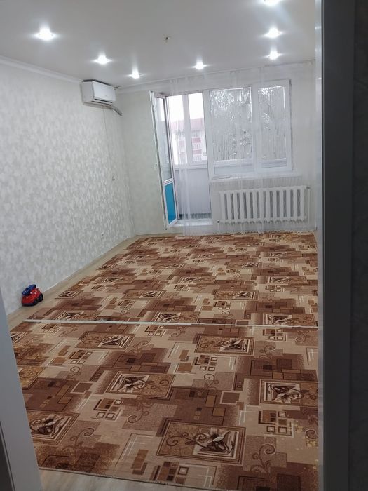 Продам квартиру 10мкр 21дом