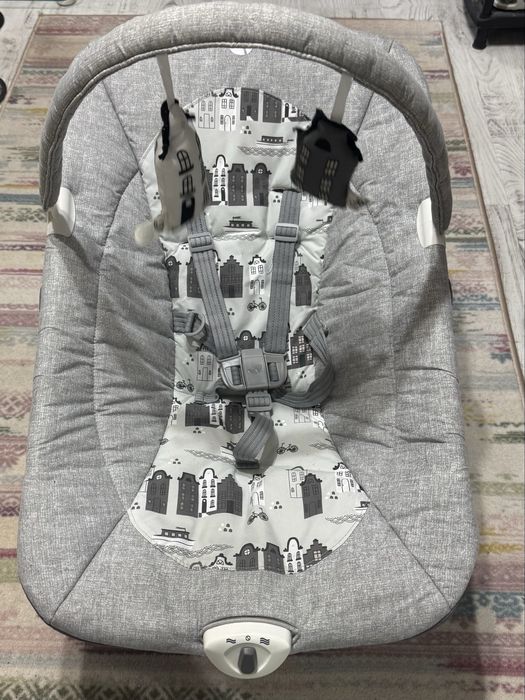 Детски шезлонг на 3 степени вибрация