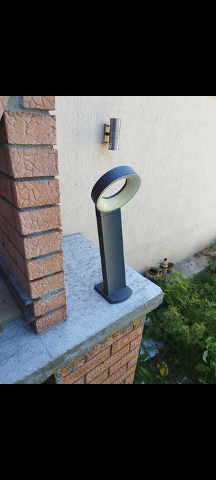 Lampi gradina ..două bucăți 150 lei bucata