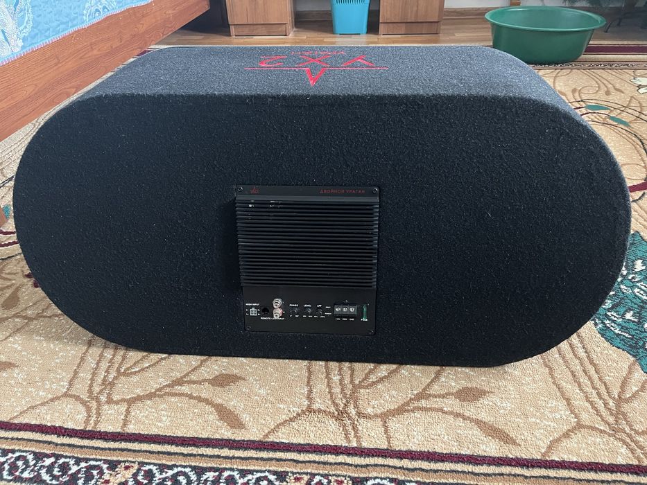 Продам сабвуфер новый