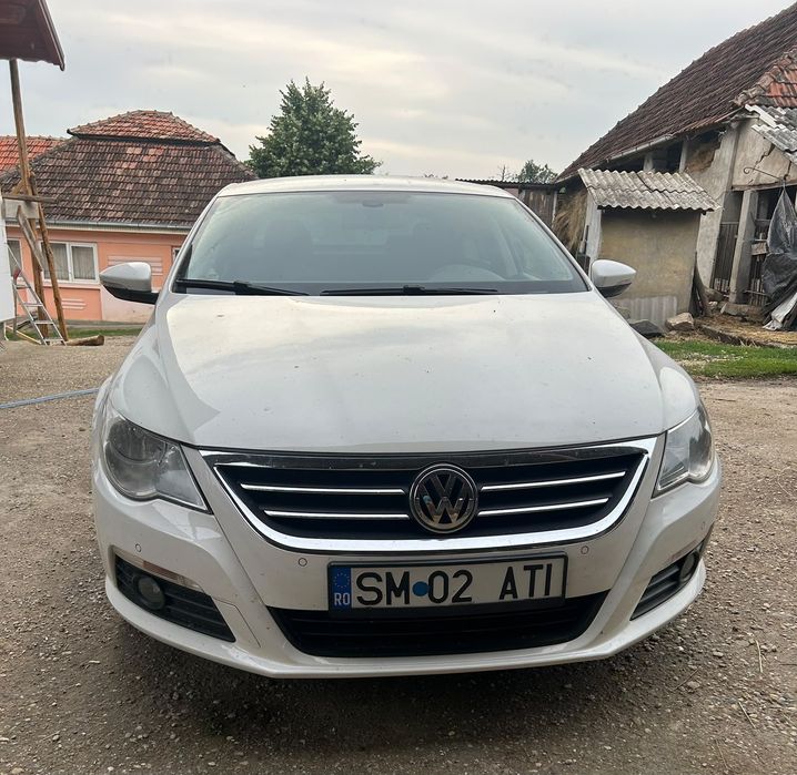 VOLKSWAGEN Passat CC