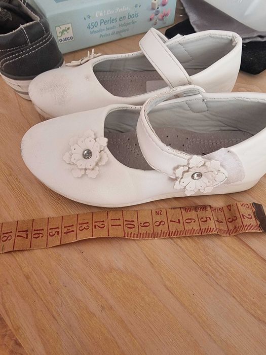 Нови детски обувки + 1 чифт подарък