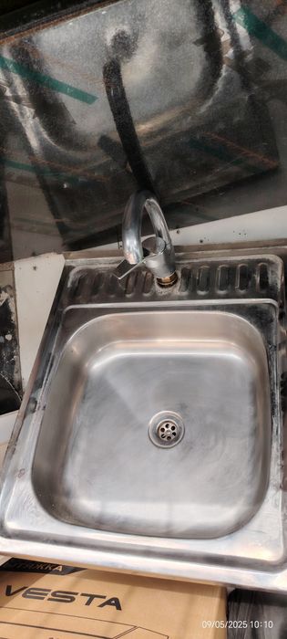 Кухонная раковина продается