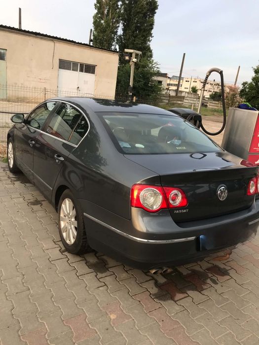 Vând Passat B6 an 2010