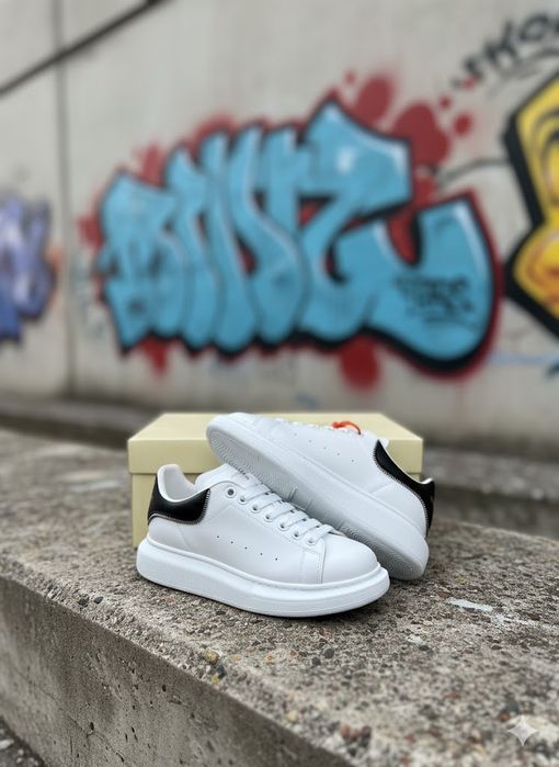 Alexander Mc Q u e e n Zip Full Box