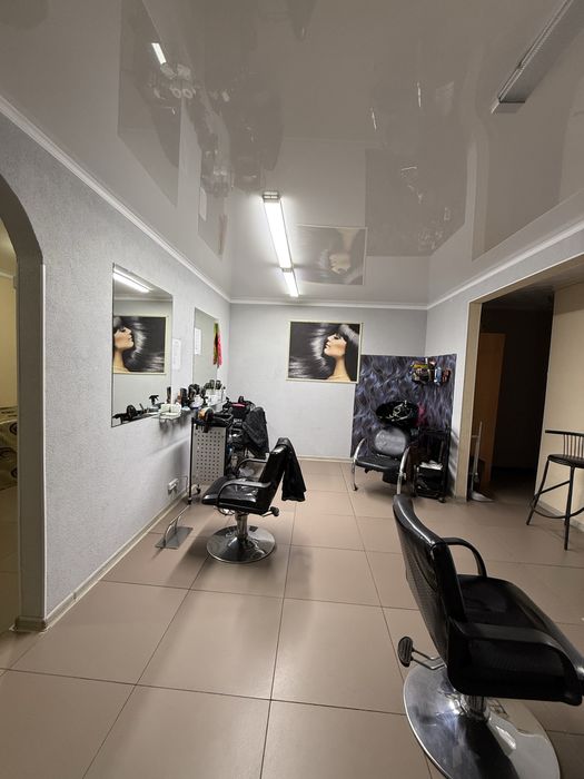 Салон красоты продается