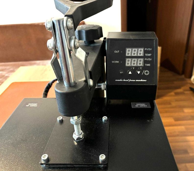 Presa sublimare termica multifunctionala CREWORKS 30x25 250 °C NOUA