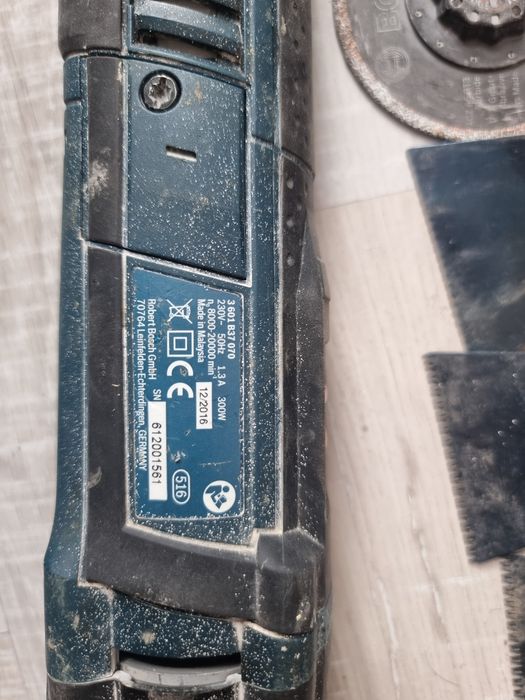 Мултишлайф BOSCH GOP 30-28