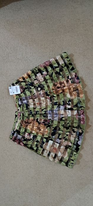 Fustă scurtă Zara, nouă cu eticheta