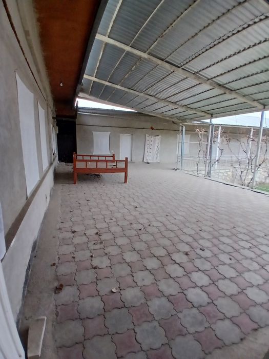 Шофиркон сентирида тез ва арзон нархда .барча жихозлари билан учаска с