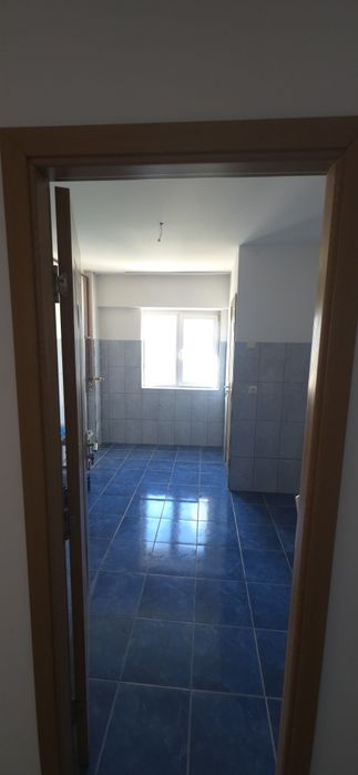 Ofer spre vanzare apartament zona Casa Cartii deasupra fostul Sigma