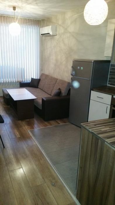 Дава се под наем Двустаен апартамент в Пловдив, Кършияка - 60 кв.м за 459 € - Снимка #1