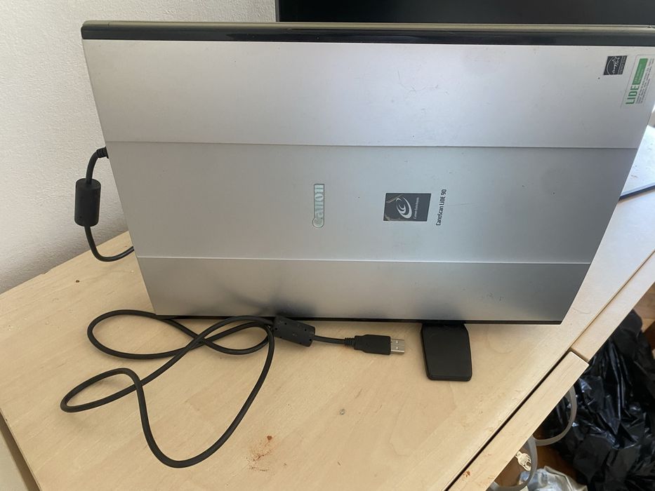 Scanner Canon Lide 90
