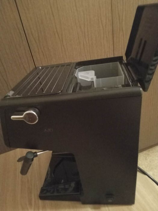 Кафемашина DELONGHI aktive line