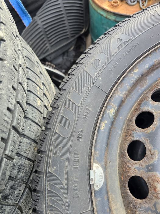 Set 4 anvelope/cauciuc/roti 205/55R16 (iarna) ca si noi