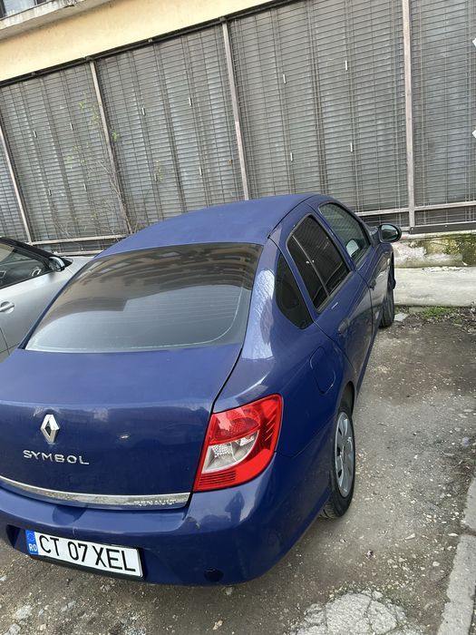 Inchiriez Renault Symbol 2011 GPL