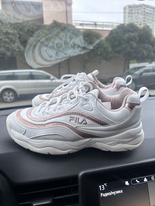 Дамски маратонки FILA