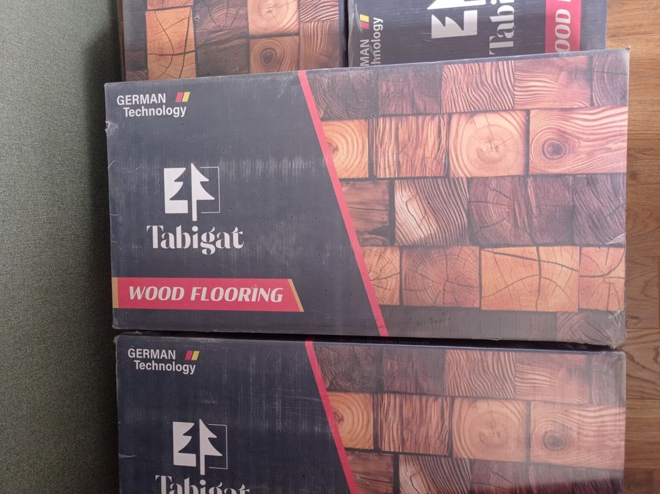 Ламинат . Новый.