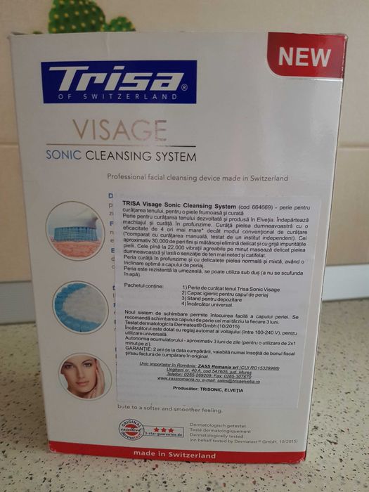 Perie de curatare faciala Trisa cu vibratii sonice