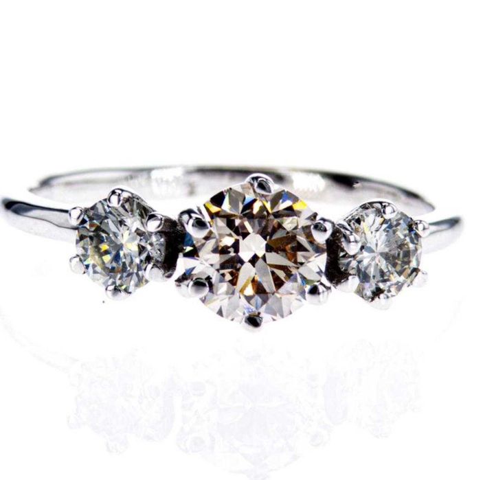 Inel aur alb 14 k cu 3 diamante naturale 1.18 ct cu certificat