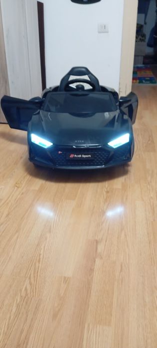 Masina cu telecomanda