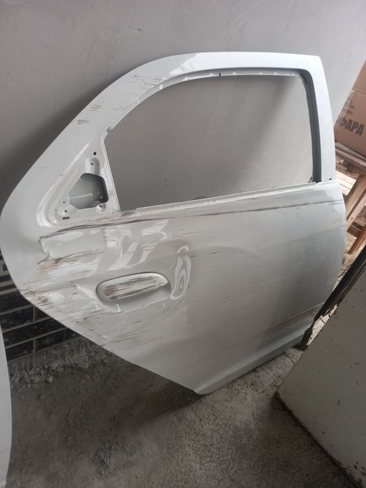 Coblt  eshigi oldi va orqa