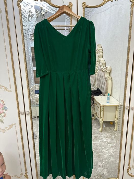 Продаю платья