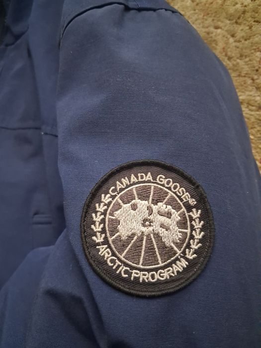 Продам куртку срочно