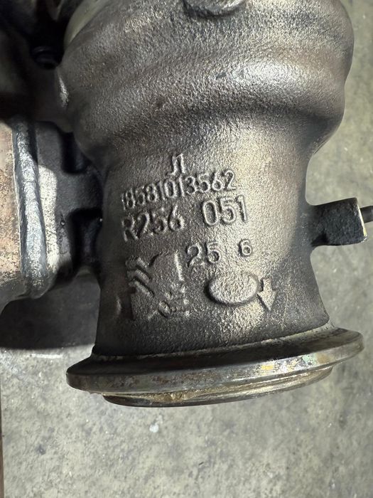 Turbo mercedes gt 53 amg w290 A2560901100