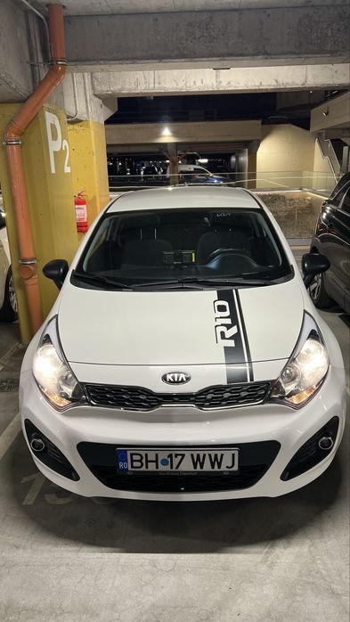 KIA Rio 2012 — imagine 1