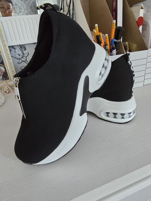 Продам обувь.Новая.