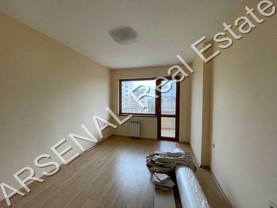 Дава се под наем Четиристаен апартамент в София, Слатина - 110 кв.м за 766 € - Снимка #3