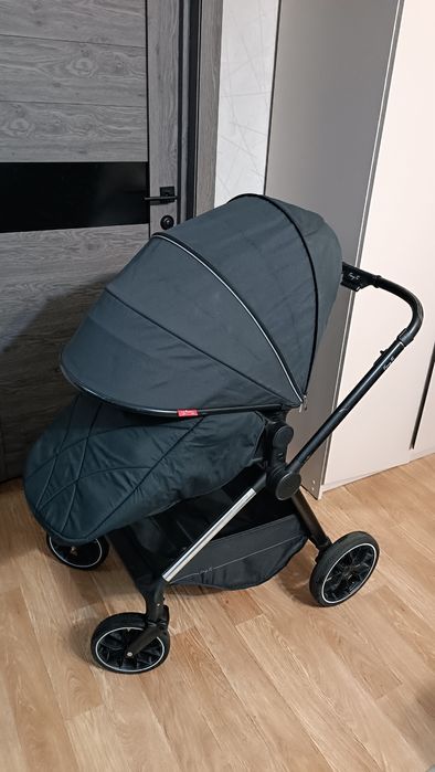 Продам коляску 65 000