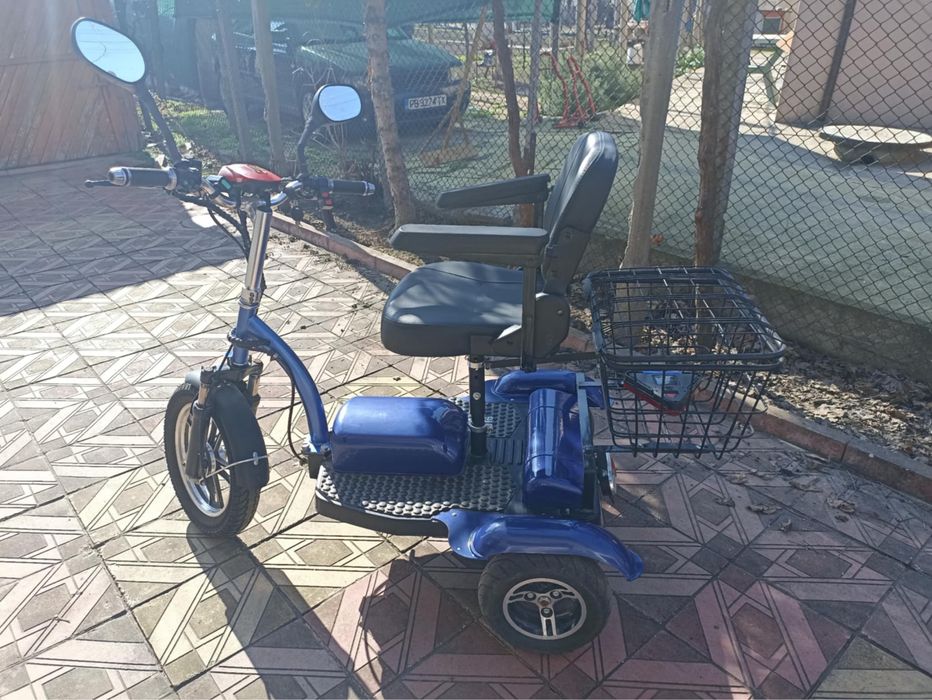 Електрическа триколка за трудноподвижни хора