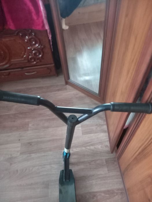 Самокат продаю срочно
