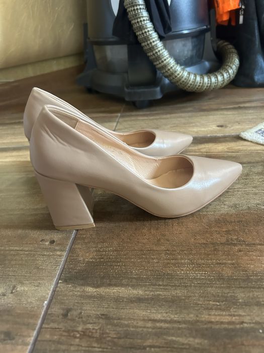 Туфли 37 размер.