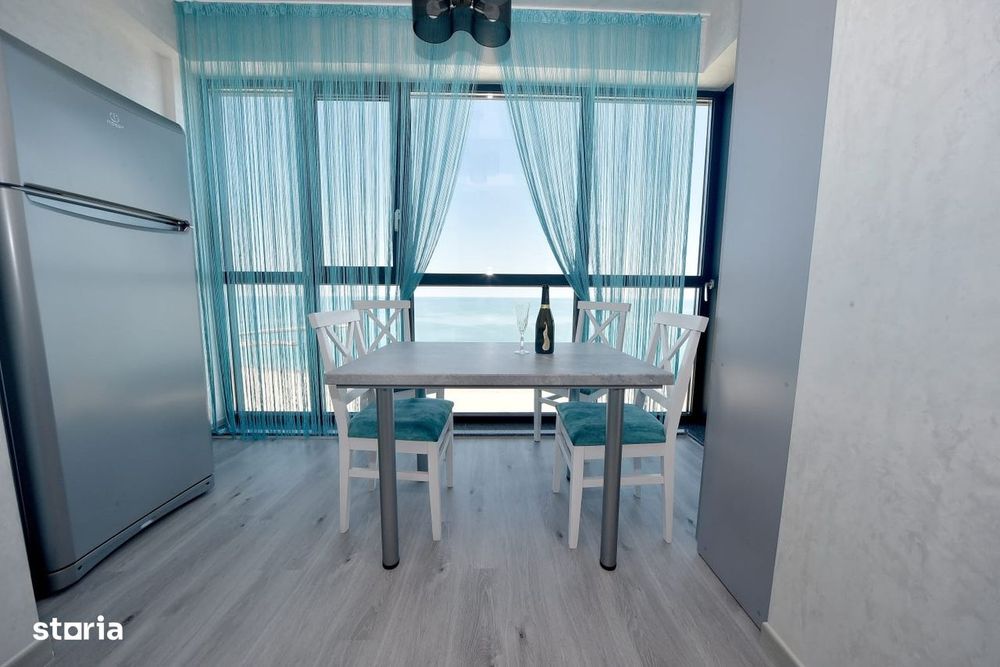 Faleza Nord -apartament deosebit frontal la mare terasa