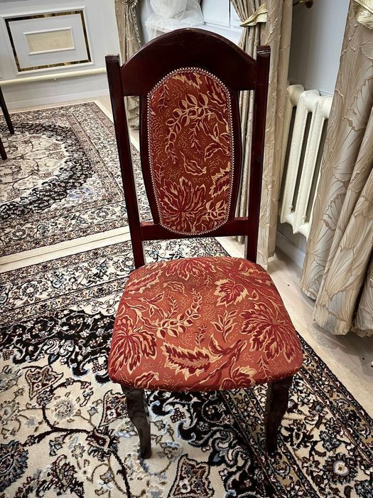 Стол стулья сатылады