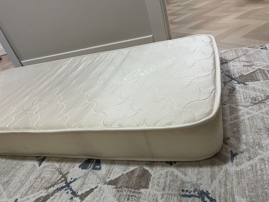 Продам матрасы 2 штуки