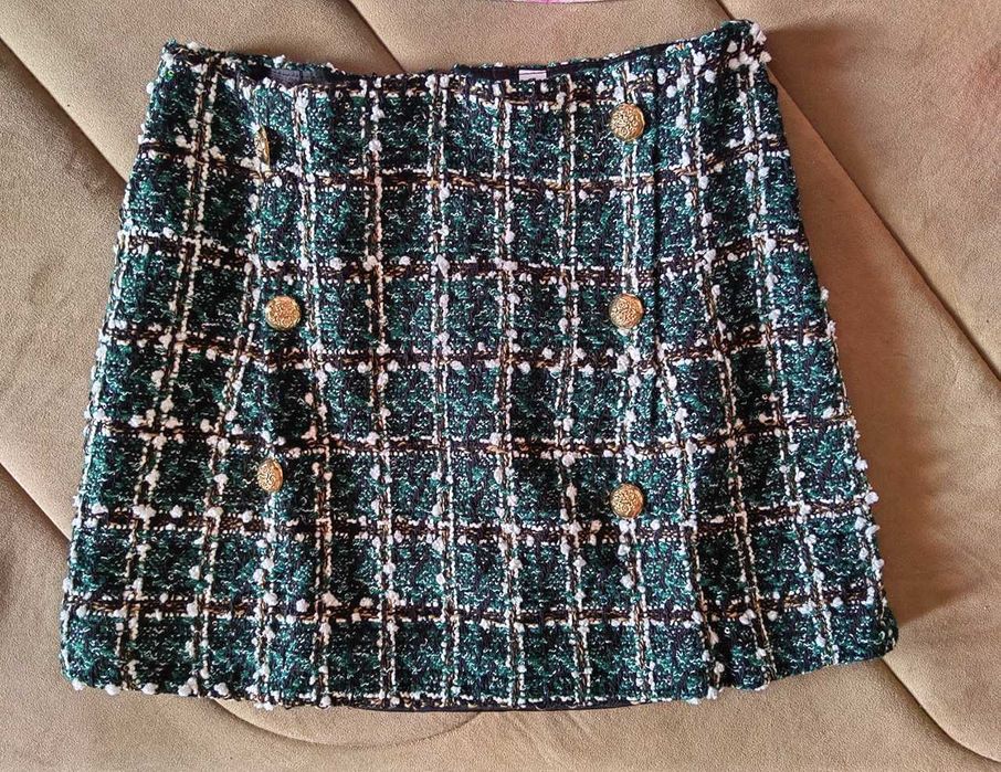 Букле пола в зелен цвят, размер S, чисто нова