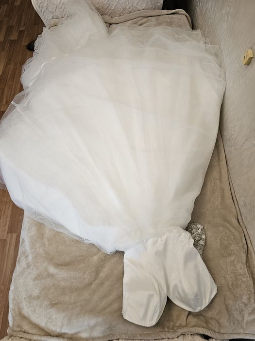 Свадебное платье Alisia Cruz б/у