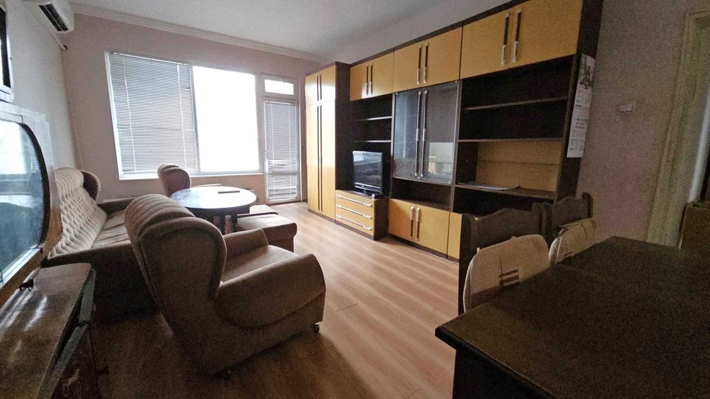 Голям 2-стаен монолит Кършияка - Панаира