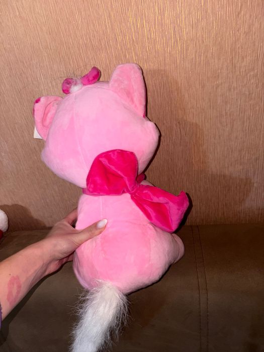 Нова играчка с етикет