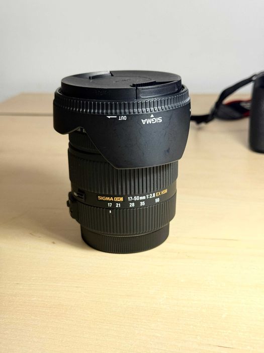 Obiectiv EF-S Sigma 17-50mm f/2.8