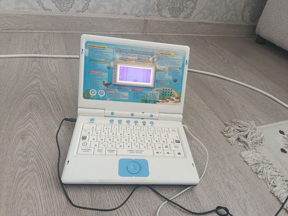 Комьютер детский развивающий буу